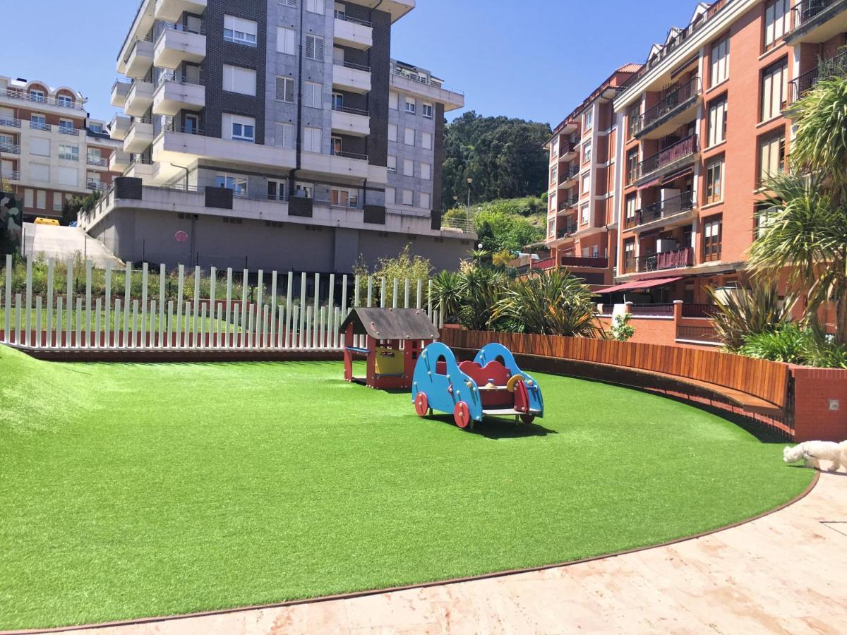 Castro Holidays - Centrico Piscina Urbanizacion Garaje Gratis Castro Urdiales Kültér fotó