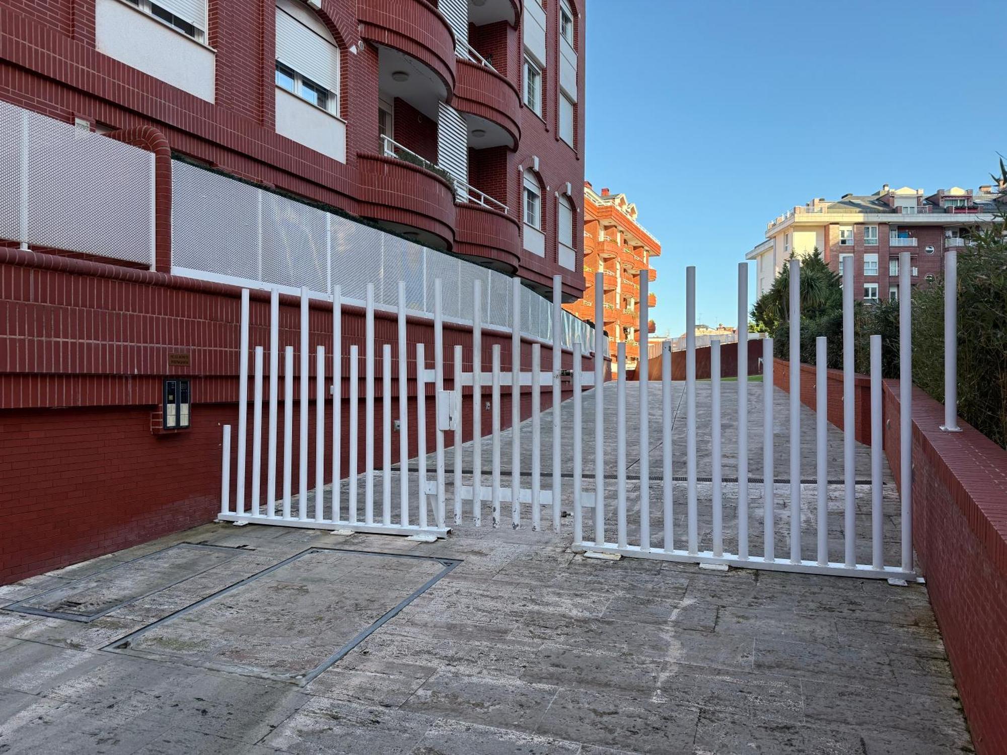 Castro Holidays - Centrico Piscina Urbanizacion Garaje Gratis Castro Urdiales Kültér fotó